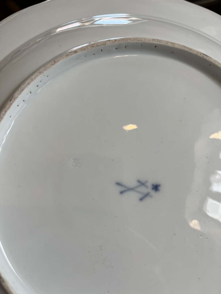 Talerz z ptakami i insektami, Miśnia, XVIII w. - obrazek 2