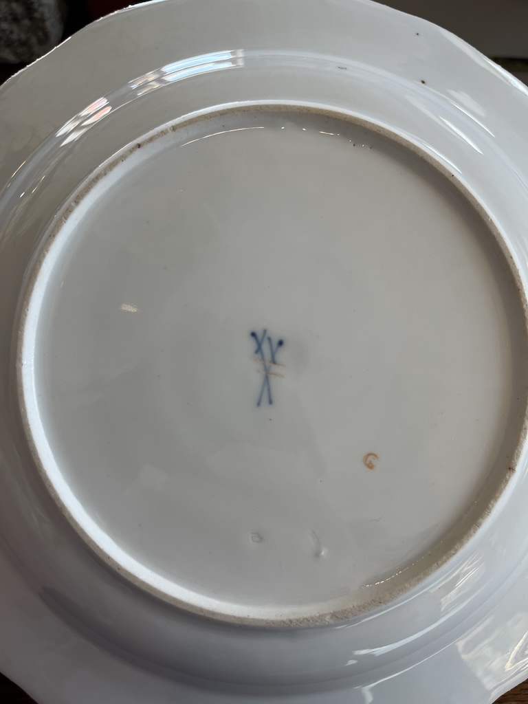 Talerz z ptakami i insektami, Miśnia, XVIII w. - obrazek 2